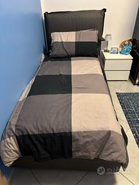 Letto singolo come nuovo