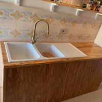 ARREDAMENTO IN ULIVO STILE INDUSTRIAL 