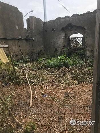 Rustico 140mq con 500mq di terreno a Mascali - Vista 5