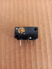 microswitch marca cherry da 5A 250Vac nc/na