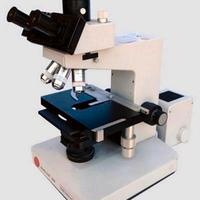 Microscopio trioculare leitz dialux 22