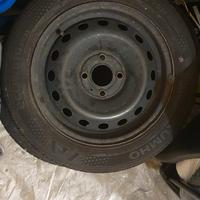 4 GOMME CON CERCHI MISURA 14 - 1000km come nuove!!