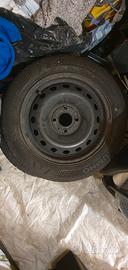 4 GOMME CON CERCHI MISURA 14 - 1000km come nuove!!