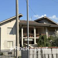 PORZIONE DI CASA ALANNO SCALO