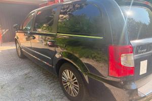 LANCIA VOYAGER 163CV ALLESTITA GUIDA DISABILI