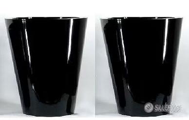 coppia vasi vetroresina nero lucido da giardino
