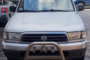 Pick-up Mazda b2500