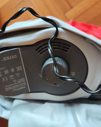 Materasso matrimoniale gonfiabile con ricarica USB