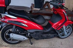 Beverly 250 del 2005