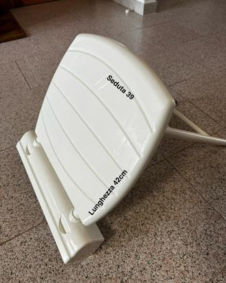 Sgabello doccia