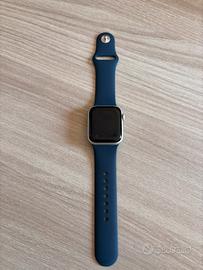 Apple watch SE (2° generazione)