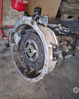 Cambio Manuale Per Nissan Trade 3.0 TD BD30