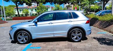 VOLKSWAGEN TIGUAN 2.0 TDI 150 CV DSG R-LINE 