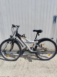 Bici mountainbike