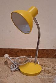 Lampada da scrivania inclinabile E14 in metallo