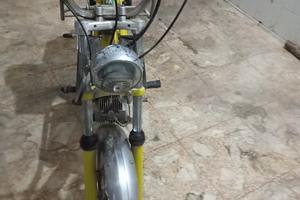  motorino del  75  con libretto originale .... 250