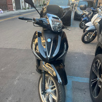 Beverly 300