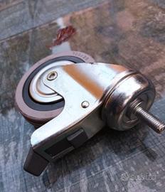 4 Ruote girevoli in gomma con freno