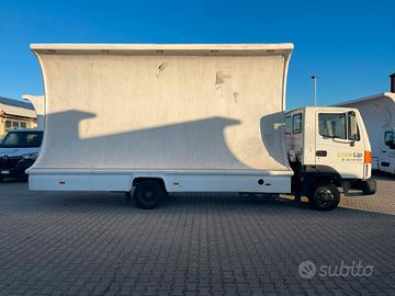 Camion vela Nissan Atleon 2009