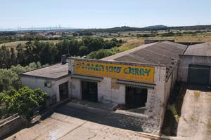 Loc PLURIUSO commerciale/deposito a Cortoghiana