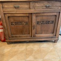 Credenzina liberty in legno di ciliegio