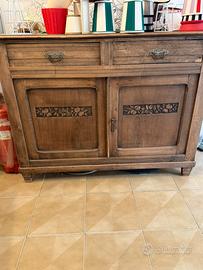 Credenzina liberty in legno di ciliegio