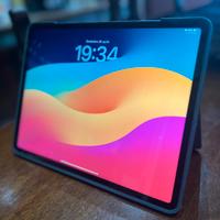 IPad Pro M2 12.9 6 generazione con accessori