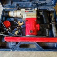 Attrezzi e demolitore