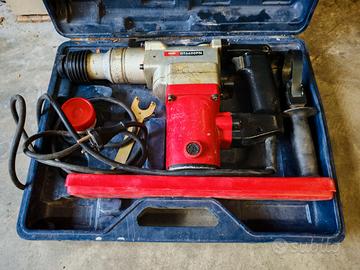 Attrezzi e demolitore