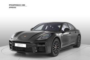 PORSCHE Panamera 4