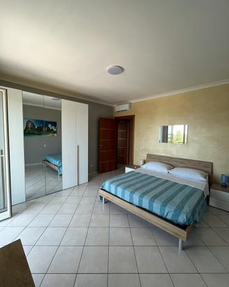 Fondi-Sperlonga. Appartamento, tre camere