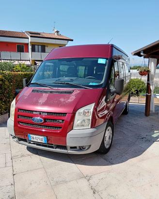 Ford Transit Tourneo trasporto disabili
