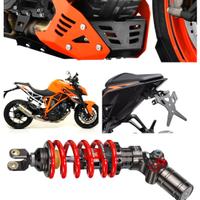 Ktm Super Duke scarico pedane portatarga frizione