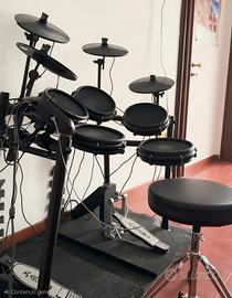 BATTERIA ALESIS NITRO MESH KIT+TOM PAD E PIATTO 10