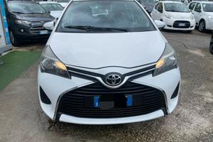 Toyota Yaris 1.0 5porte Active 2015