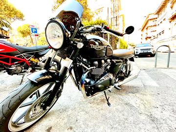 Triumph Bonneville Motorcycles Limited 986MF