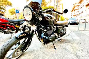 Triumph Bonneville Motorcycles Limited 986MF