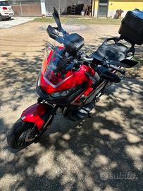 X- adv750 come nuovo km 9900
