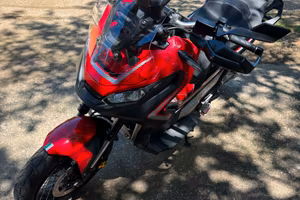 X- adv750 come nuovo km 9900
