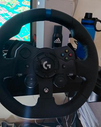 volante logitech praticamente nuovo