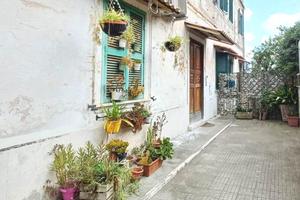 2 LOCALI A ROMA