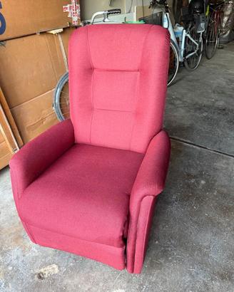 Poltrona relax elettrica alzapersona a 2 motori