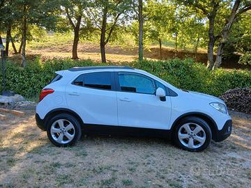 AUTO opel mokka