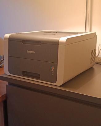 Stampante Laser  a colori + toner nero