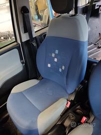 Sedile anteriore dx FIAT PANDA del 2012