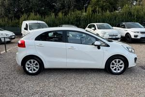 Kia Rio 1.1 CRDi WGT 5p. EX