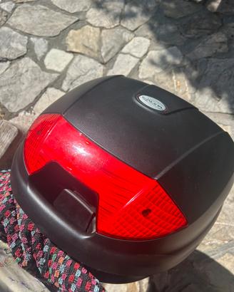 Bauletto moto kappa piu supporto suzuki 8s8r