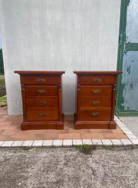 Coppia comodini in legno massello
