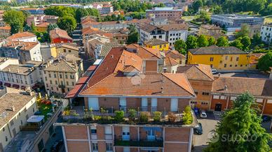 ATTICO A LANGHIRANO