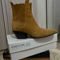 Stivaletti in stile cowboy ZARA